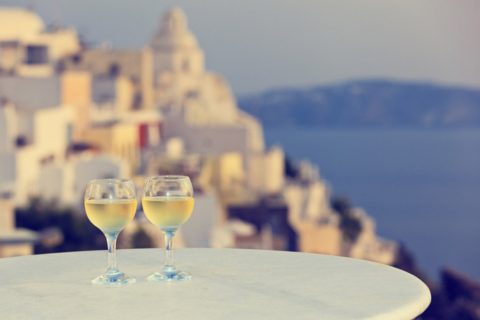 Descubre las bebidas más típicas de Grecia que no puedes dejar de probar